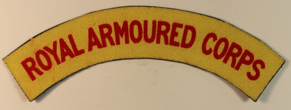 ROYAL ARMOURED CORPS WW2 Printed Shoulder Title Badge – CALICO PRINTERS — Lot No. 7000