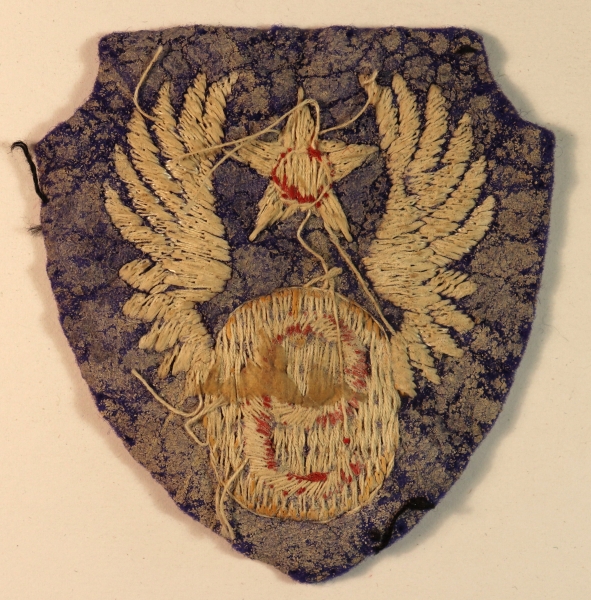 U.S. 9th AIR FORCE WW2 British Made Paste Back Embroidered Formation Sign Badge — Lot No. 7008 - Image 3