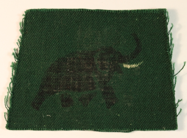 31st INDIAN ARMOURED DIVISION WW2 Printed Formation Sign Badge – CALICO PRINTERS — Lot No. 6818 - Image 3