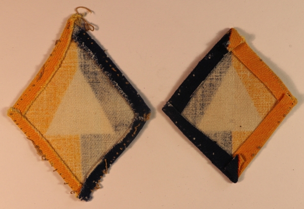 1st INFANTRY DIVISION / R.A.S.C. WW2 Printed Formation Sign Badge Facing Pair – CALICO PRINTERS — Lot No. 6963 - Image 3